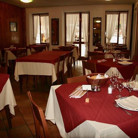 Albergo Club Alpino Crissolo Exteriér fotografie