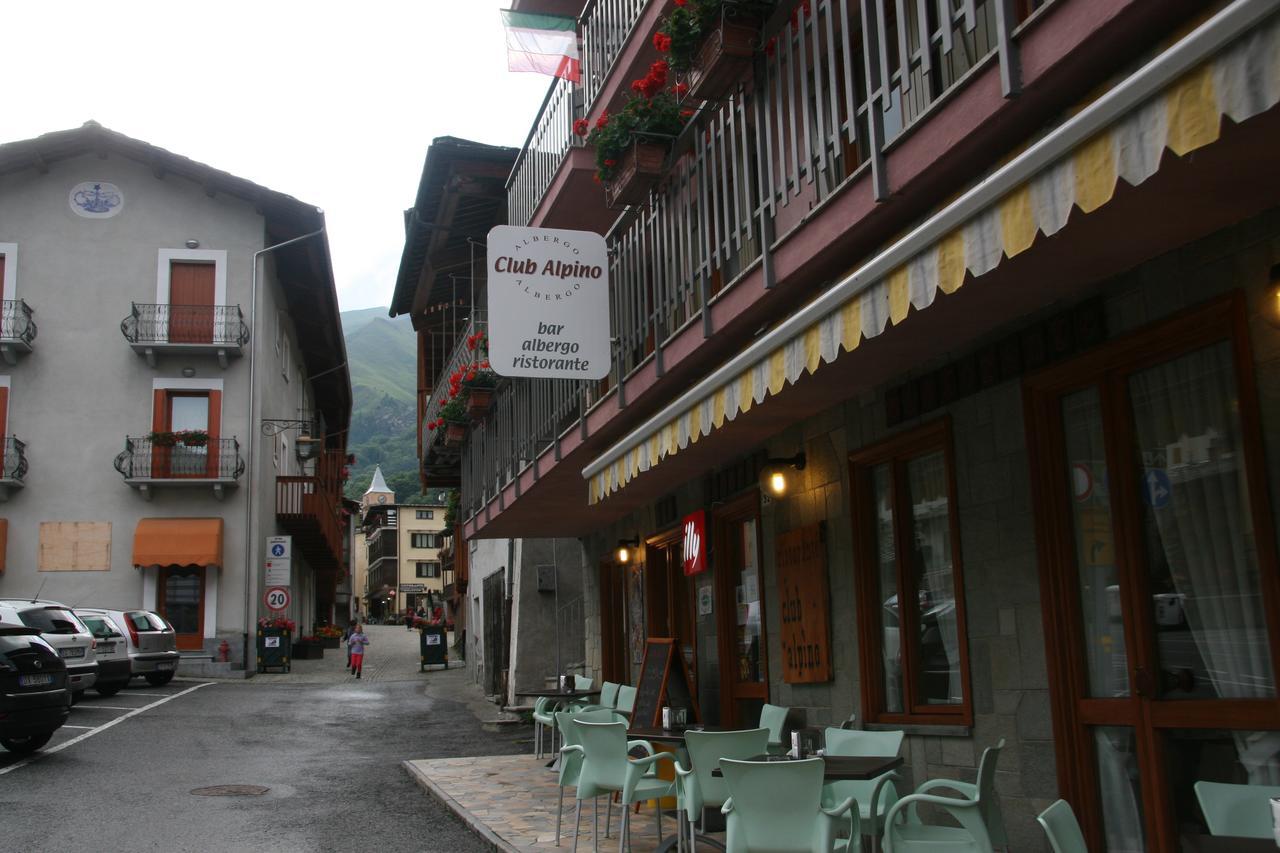 Albergo Club Alpino Crissolo Exteriér fotografie