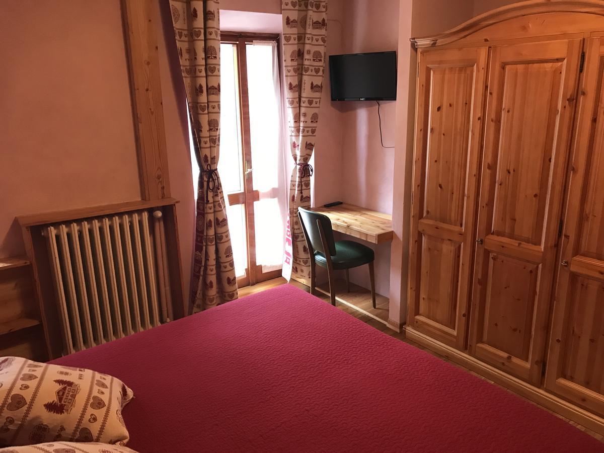 Albergo Club Alpino Crissolo Exteriér fotografie